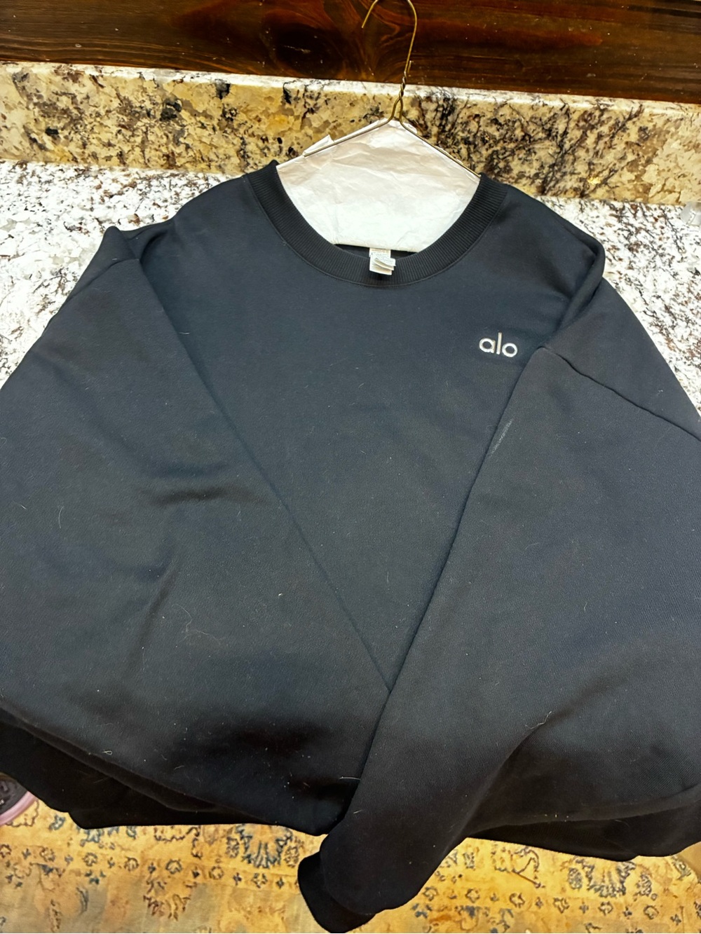 Alo Women’s Black Crewneck Sweatshirt